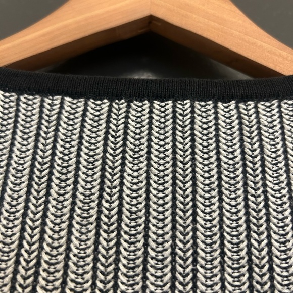 Derek Lam size M herringbone knit cotton sweater GUC Black and White - Picture 6 of 14